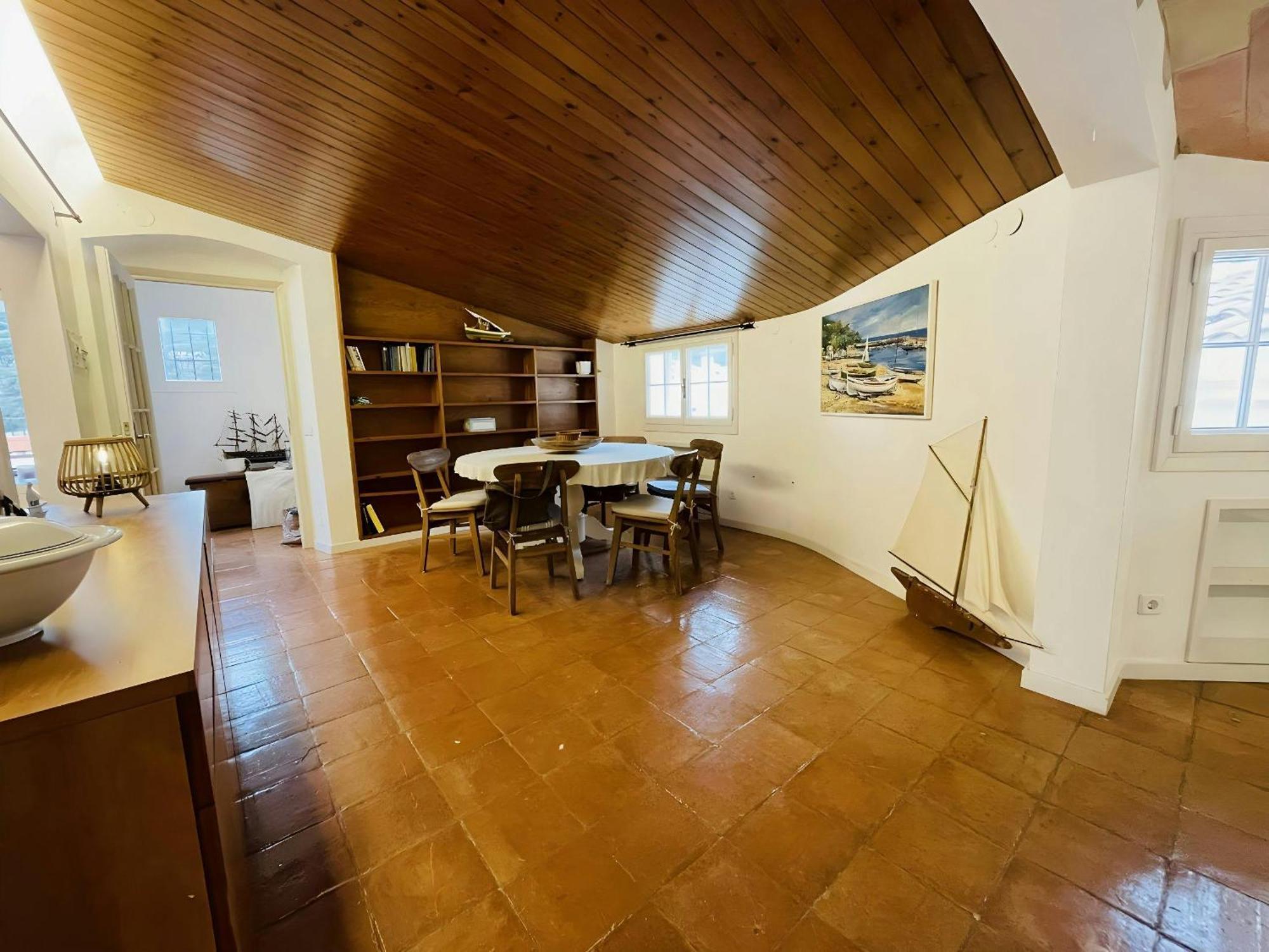 Appartement Tamariu Platja - Penthouse On Passeig Del Mar. Extérieur photo