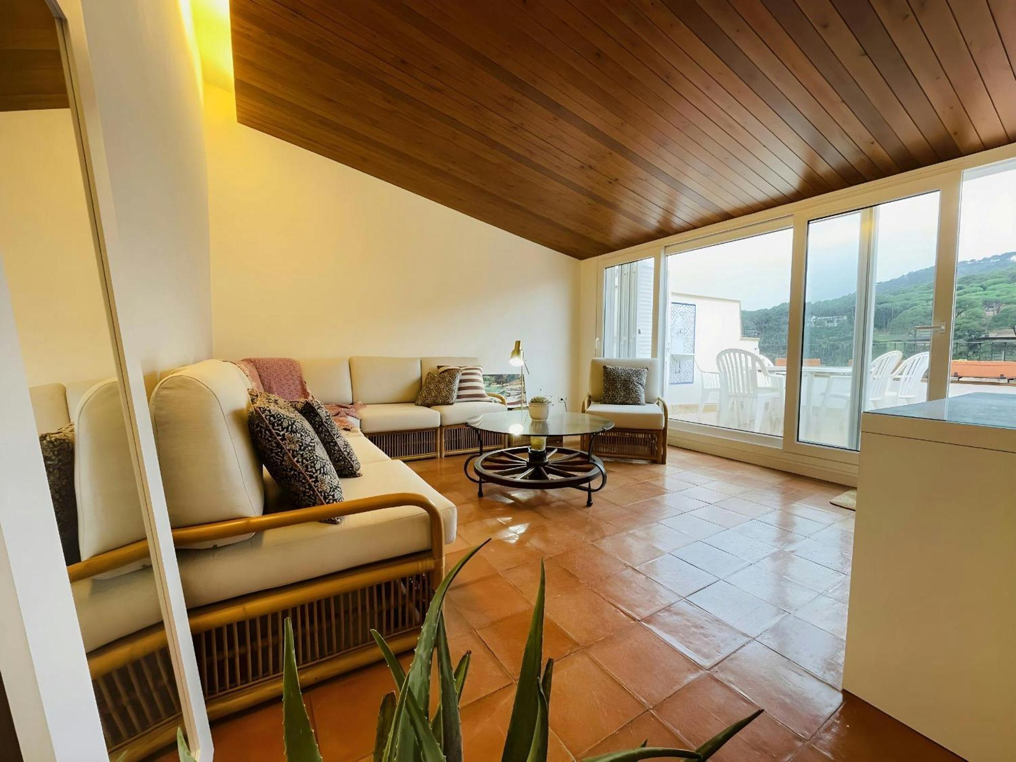 Appartement Tamariu Platja - Penthouse On Passeig Del Mar. Extérieur photo