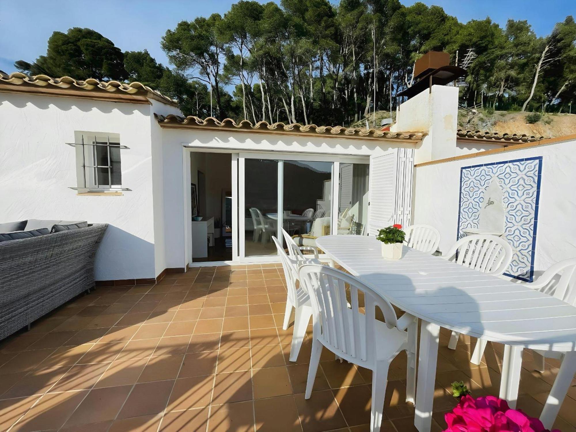 Appartement Tamariu Platja - Penthouse On Passeig Del Mar. Extérieur photo